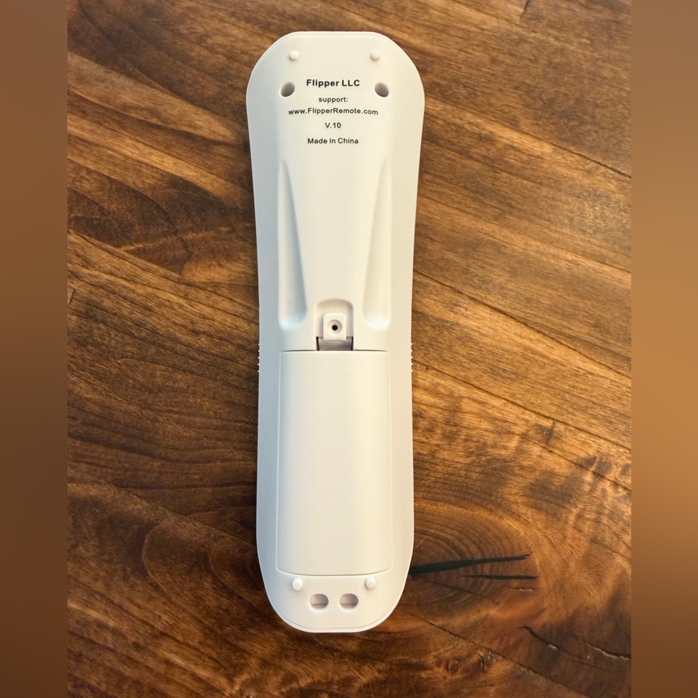 Flipper Universal Remote Control - Picture 4 of 4